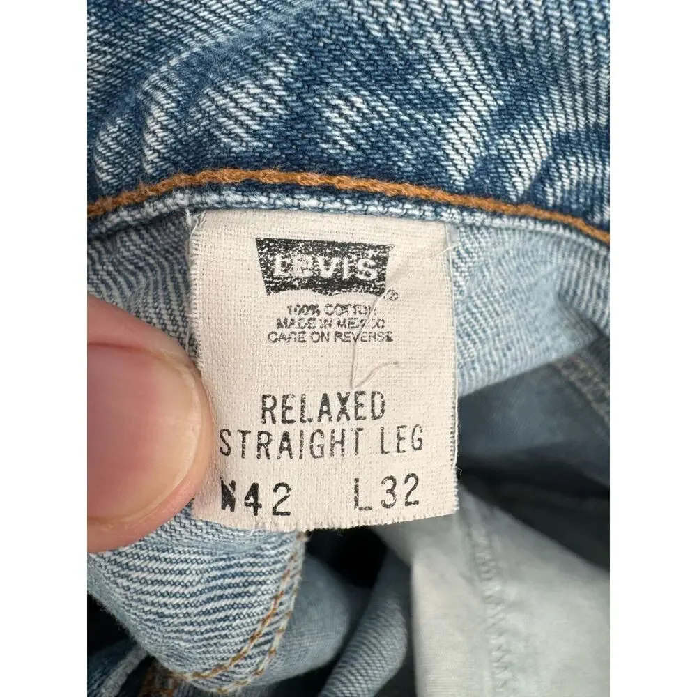 Vintage Y2K Levi's‎ Relaxed Straight Fit Jeans Men's Size 42x32 Blue Light Wash